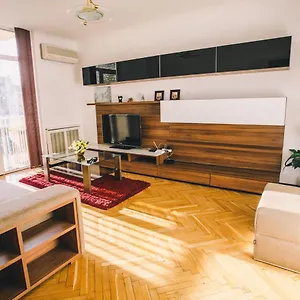 Апартаменты Amazing View Of Maydan!, Киев